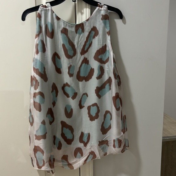 Gigi Moda NTW animal print tank fully lined.  Feels really nice - Picture 5 of 6